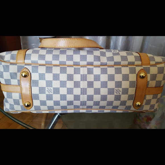 LOUIS VUITTON
Damier Azur Canvas Stresa - Picture 3 of 9